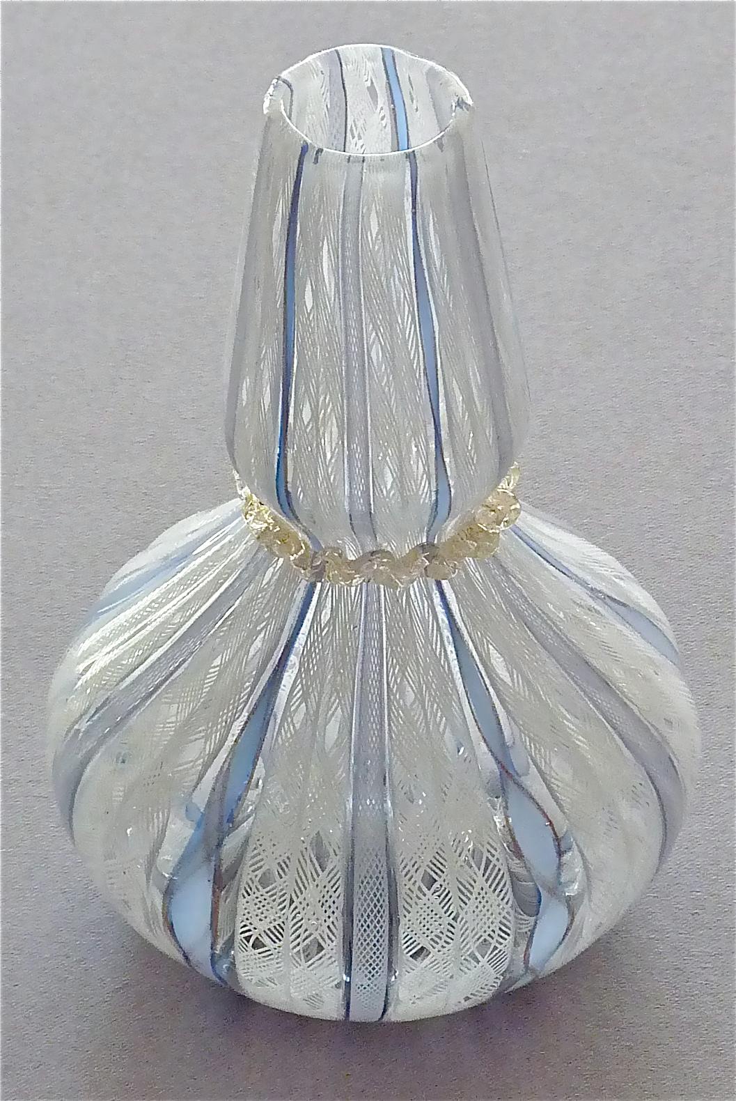 Dino Martens Vase for Aureliano Toso White Blue Murano Art Glass, Italy, 1950s For Sale 8