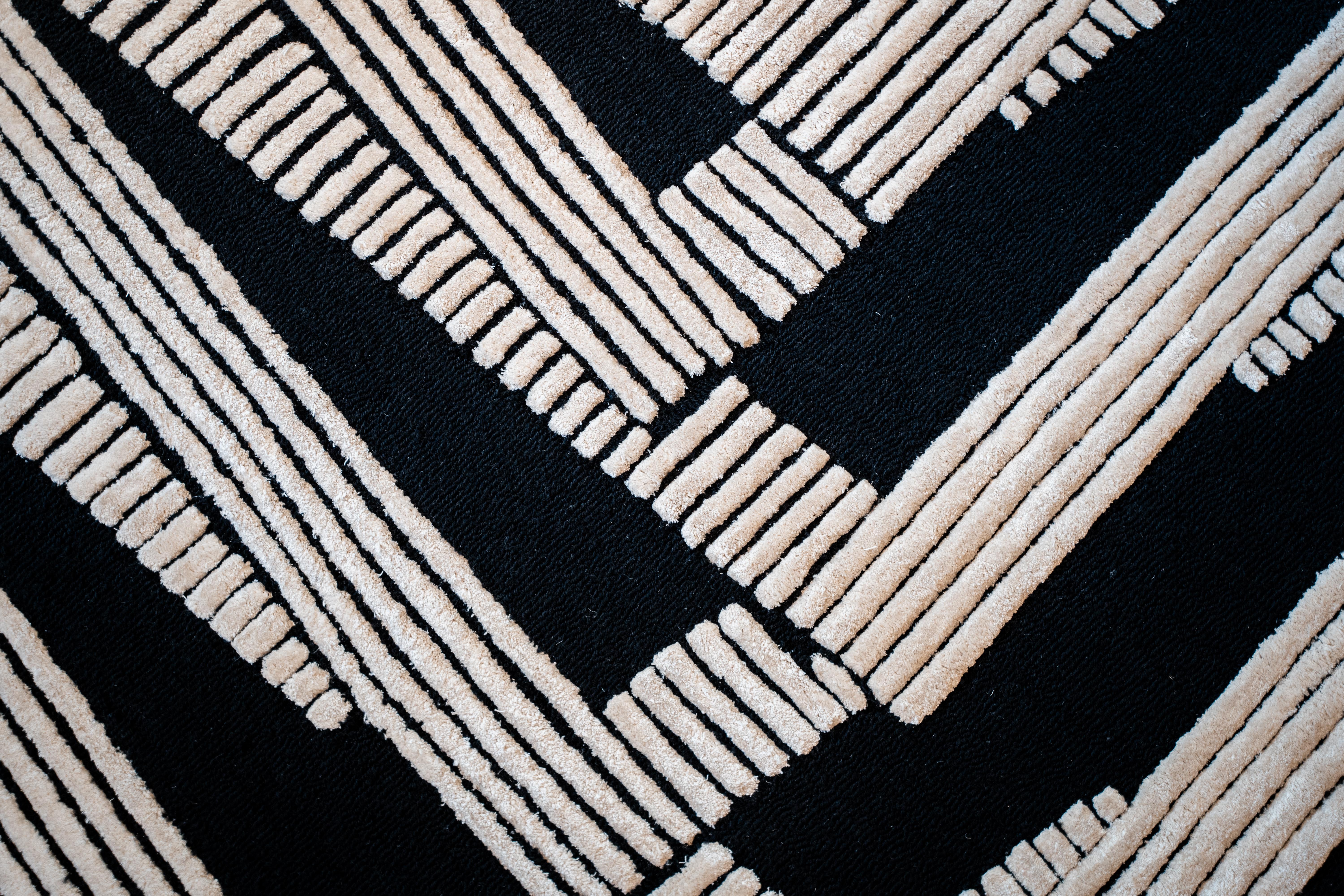 Contemporary Black and White Monochrome Rectangular Rug Made from Wool, Linen and Silk For Sale