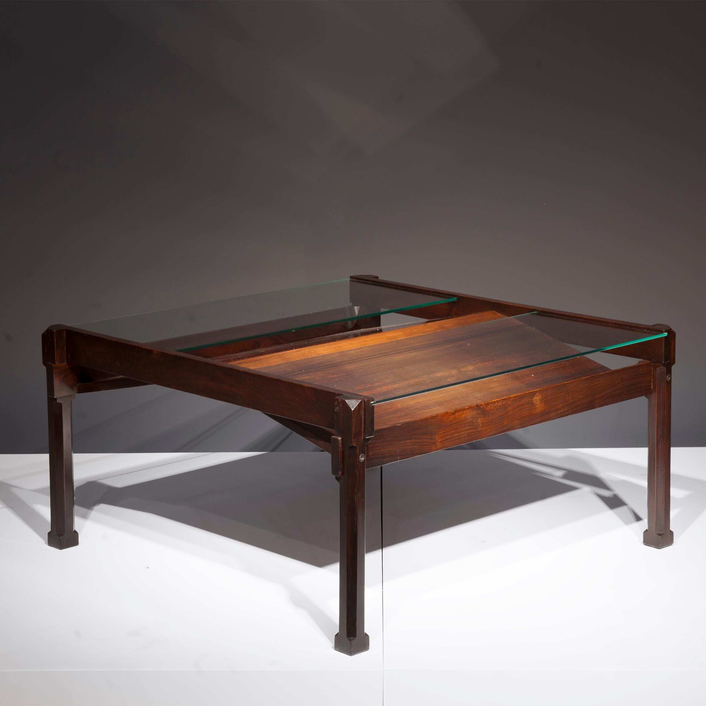 Dione coffee table by Ico Parisi, Italy 1958, in rosewood and glass, manufactured by Stildomus, Rome.