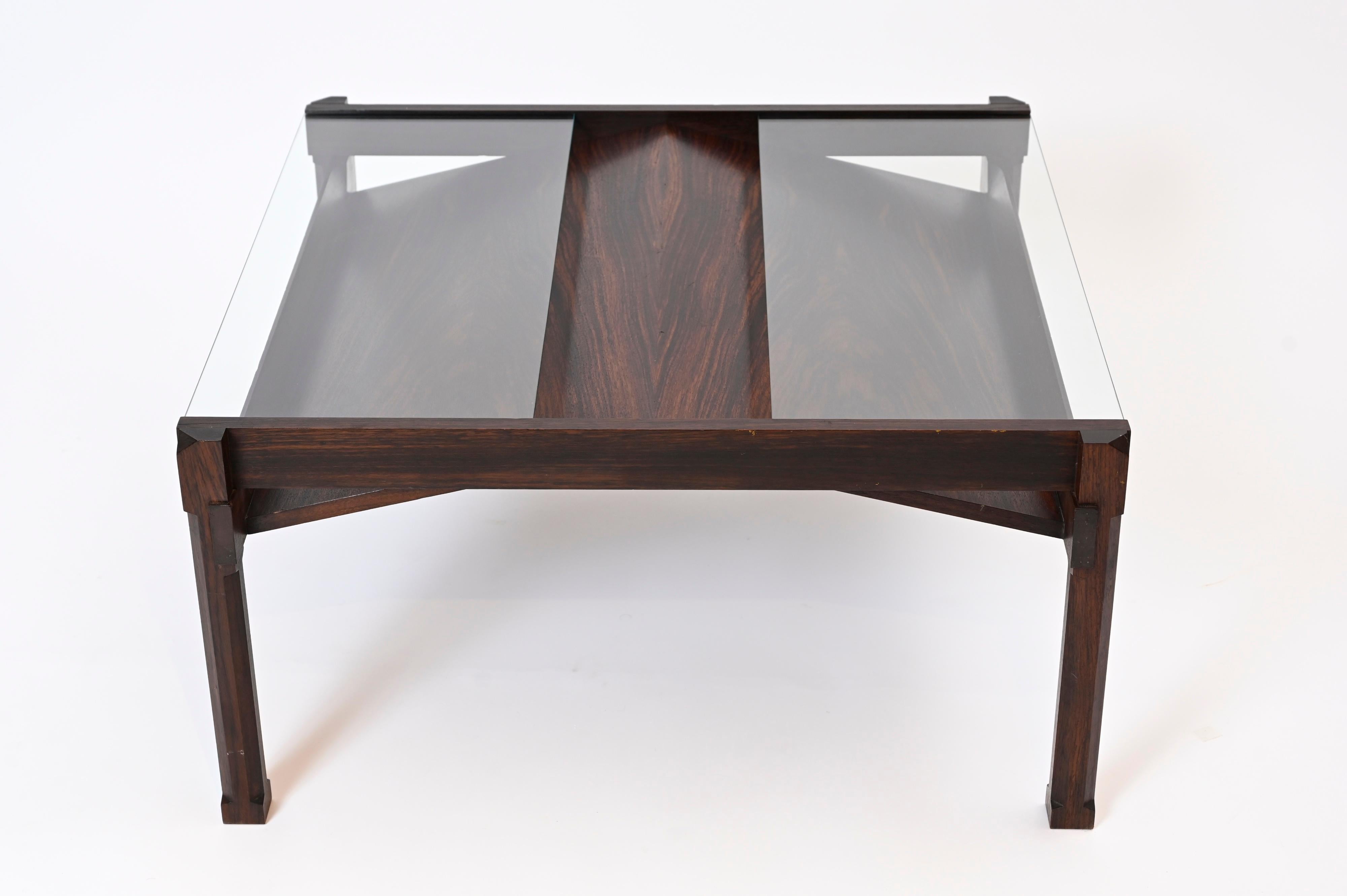 Mid-Century Modern ‘Dione’ Rosewood Coffee Table and Magazine Rack by Ico Parisi for Stildomus