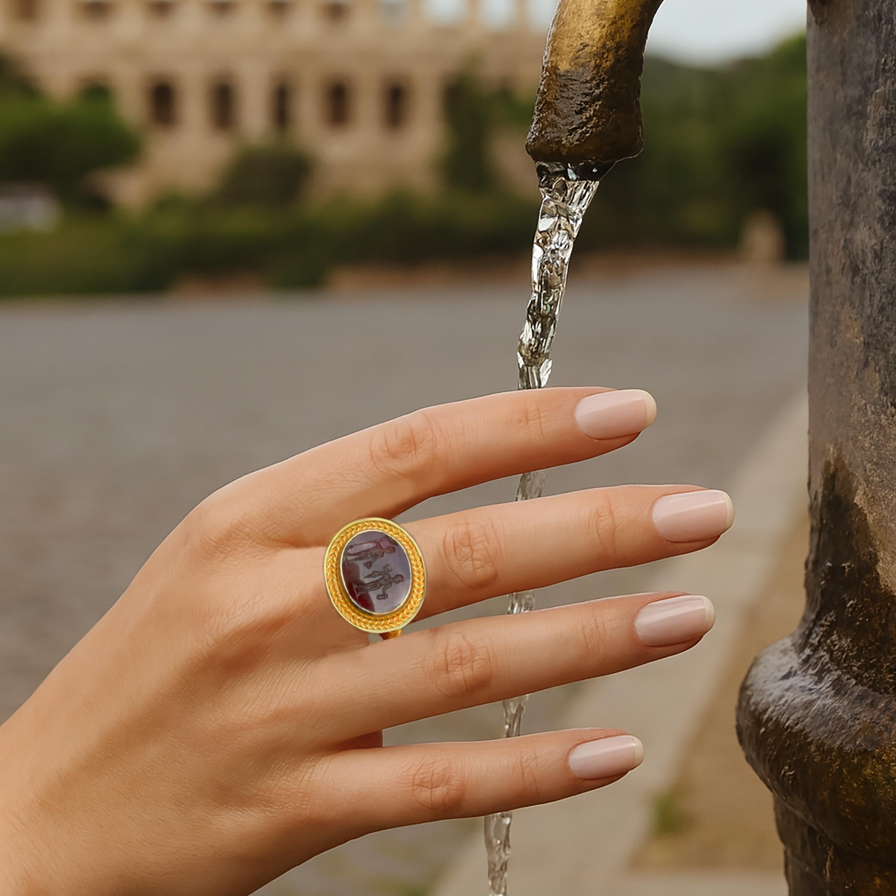 Romain classique Dionysos et Apollon Intaille romaine en cornaline (Ier-2e s.) ADS) Bague de 22 carats en vente