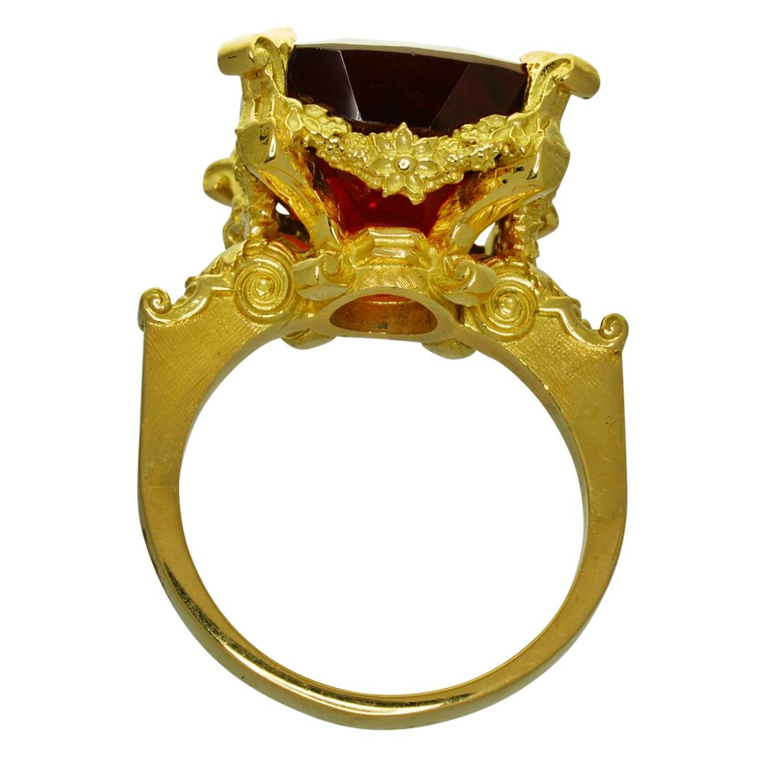 Dionysus and the Nymphs of Nysa Ring in 18kt Gold, Cushion Cut 20.98ct Garnet For Sale 8