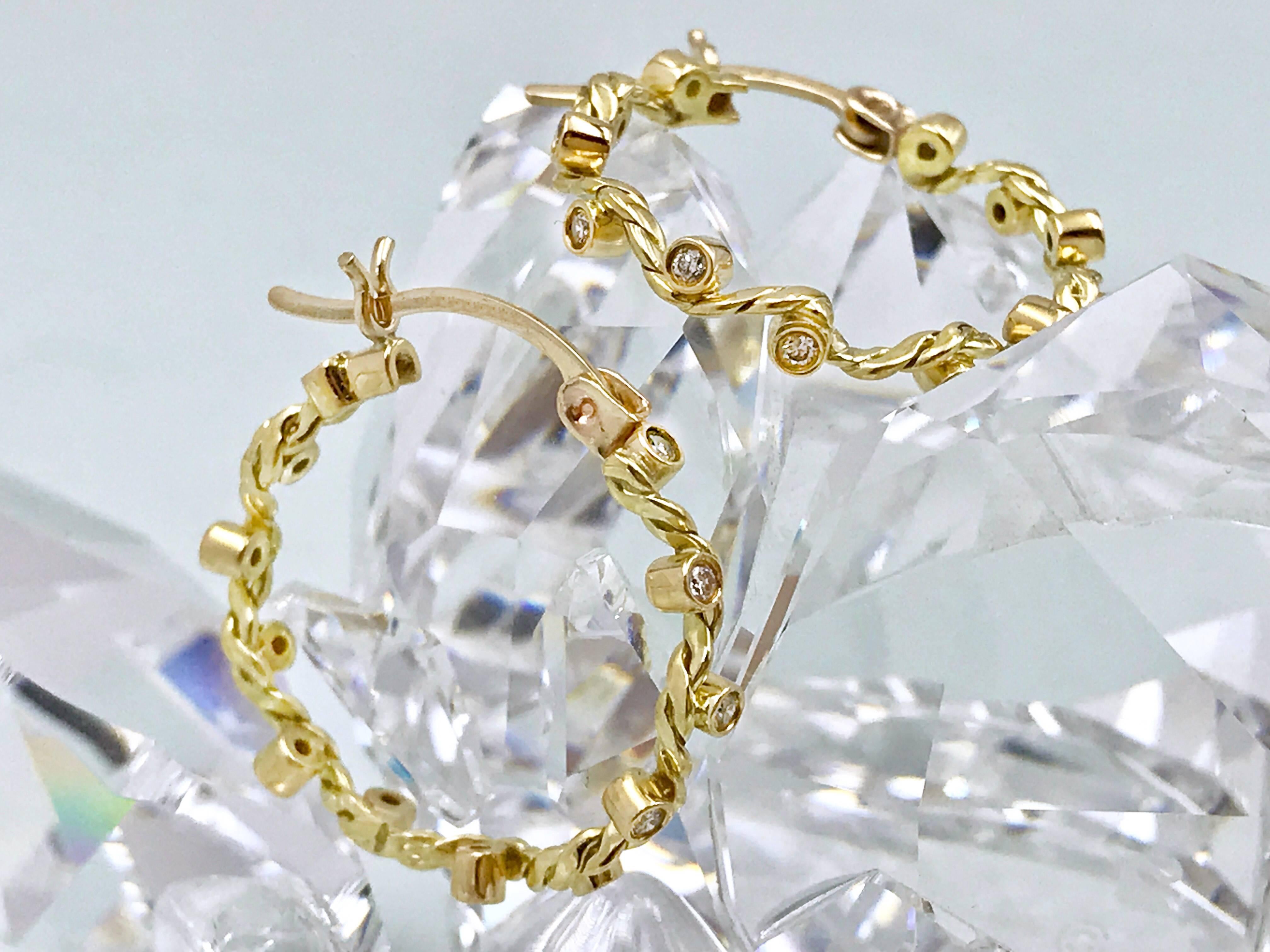 Dionysus Diamond Hoop Earrings 18 Karat Yellow Gold 0.225 Carat in Stock In New Condition For Sale In Paterson, NJ