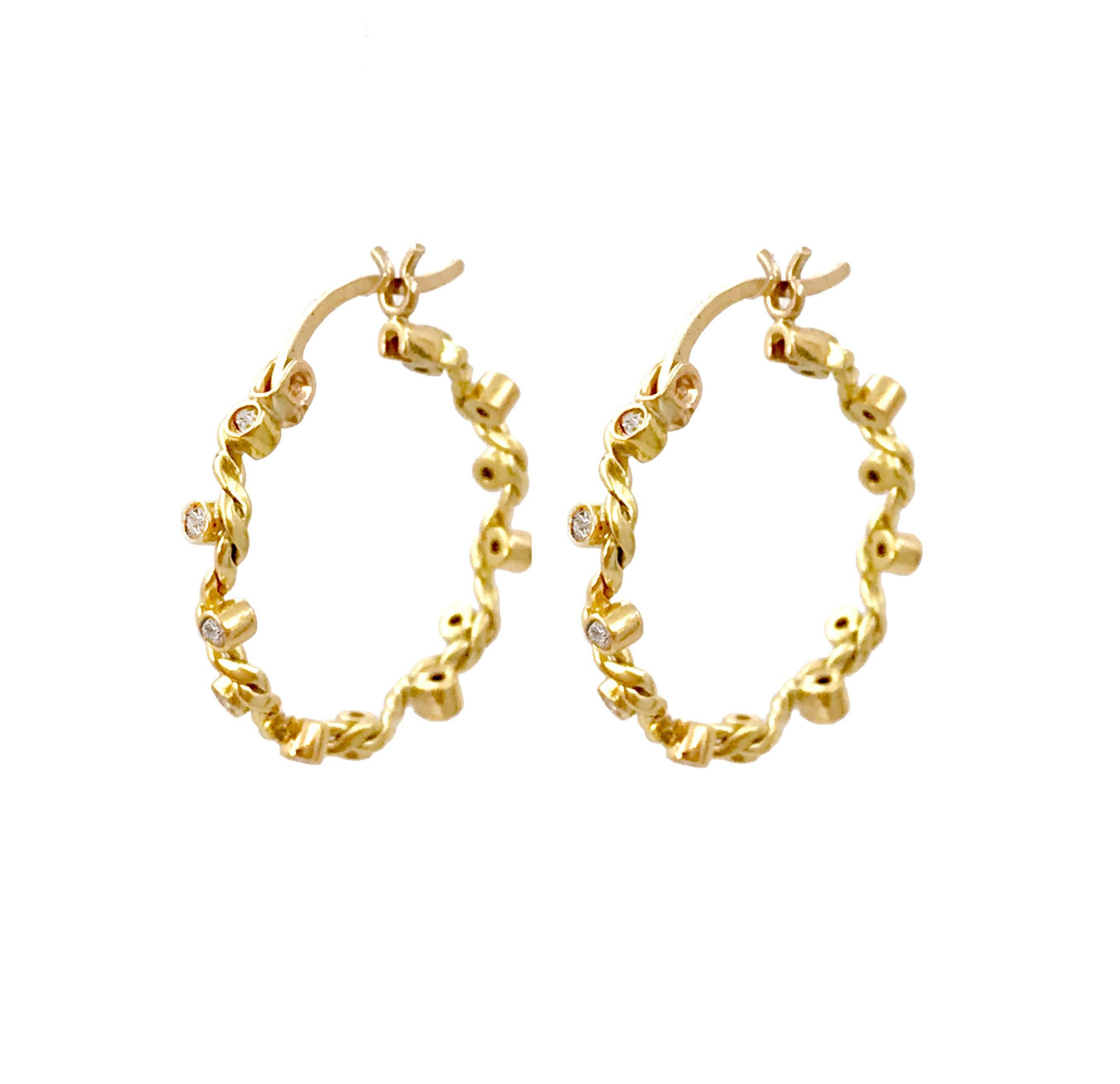 Dionysus Diamond Hoop Earrings 18 Karat Yellow Gold 0.225 Carat in Stock For Sale