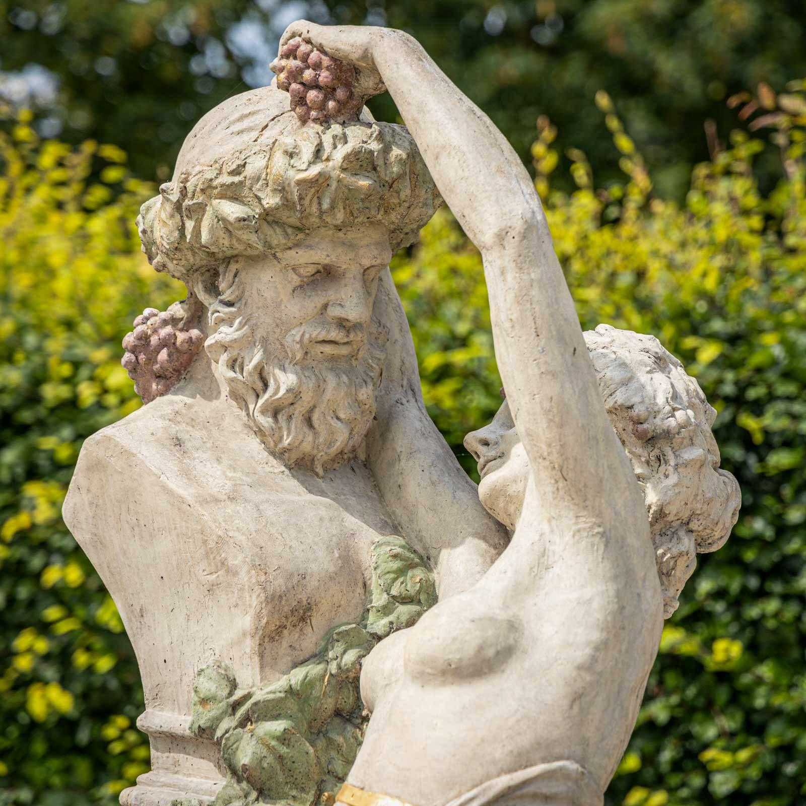Européen Groupe Dionysos en sculpture de jardin, 20e siècle en vente