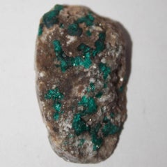 Cabochon de dioptase