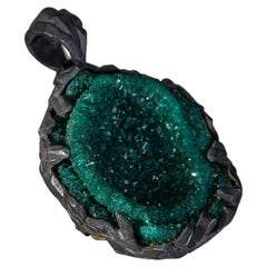 Dioptase Collier géode unisexe en cristal brut vert forêt profond