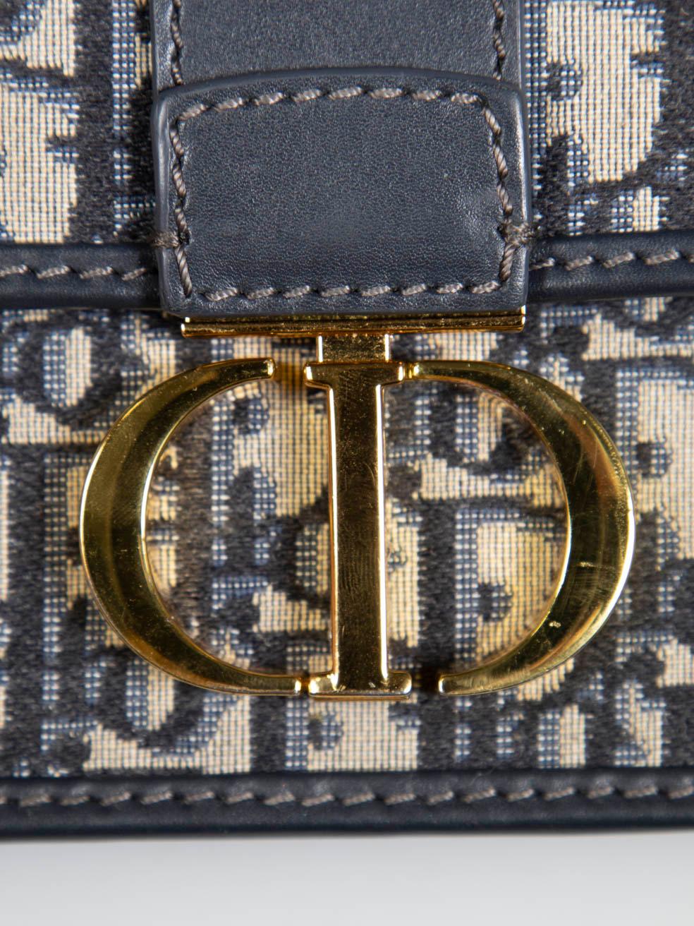 Dior 2017 Navy 30 Montaigne Chain Bag 1