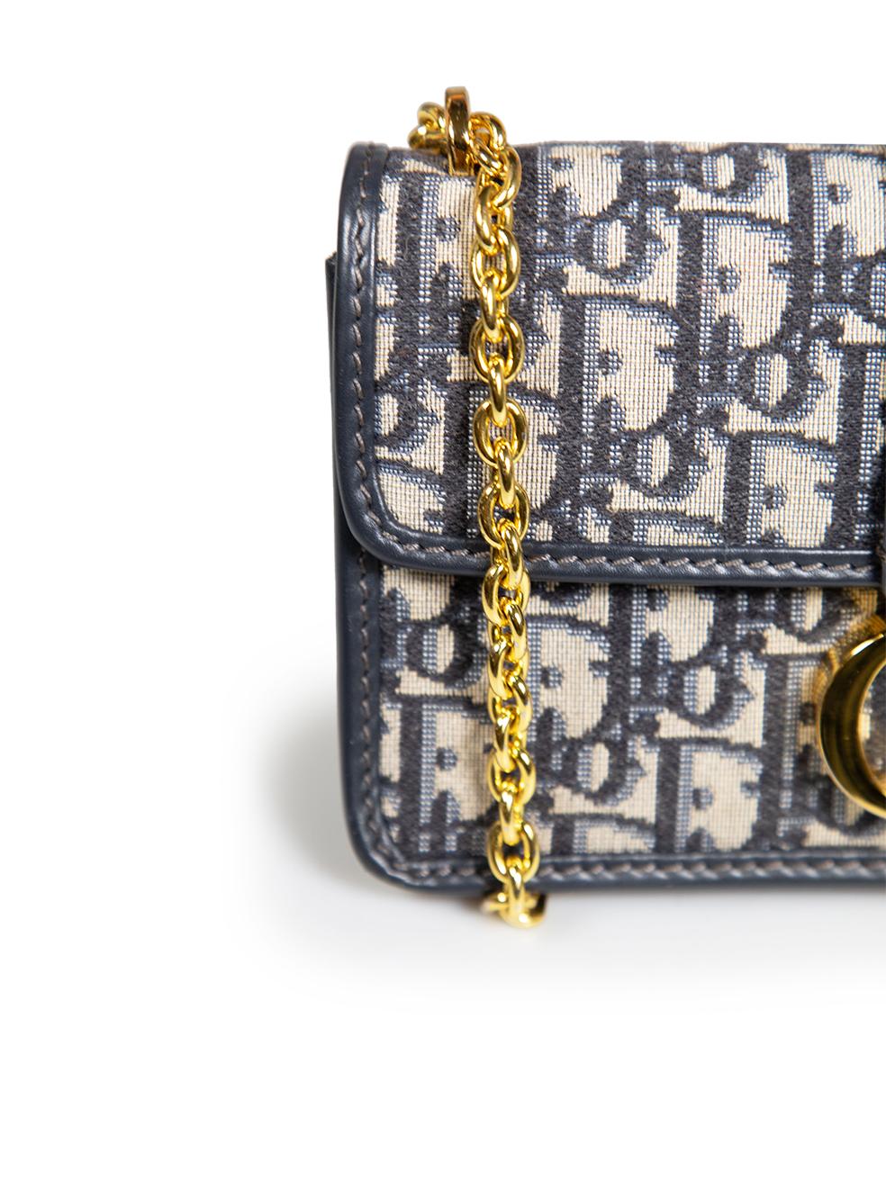Dior 2017 Navy 30 Montaigne Chain Bag 2
