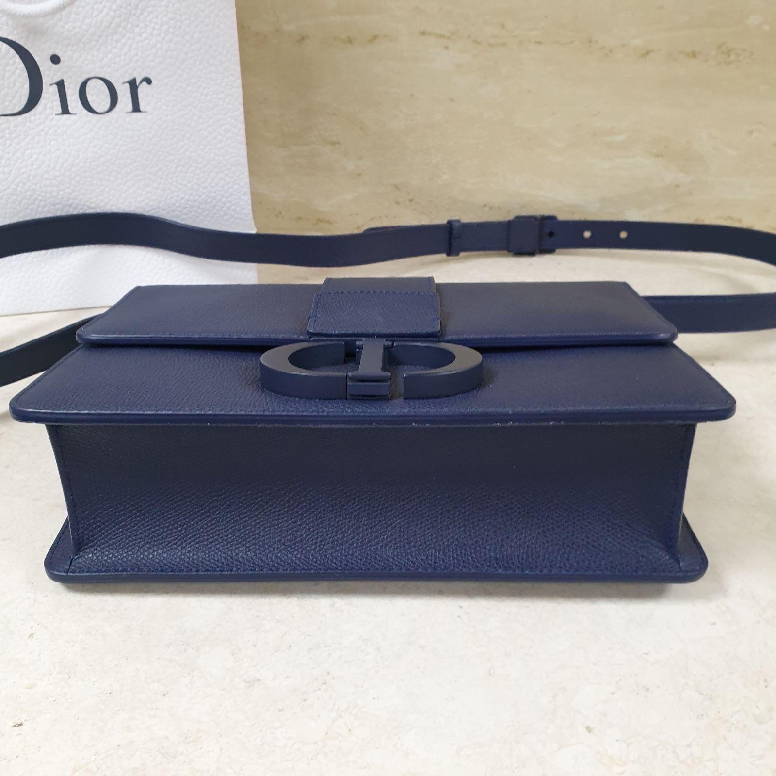 Dior 30 Montaigne Bag 4