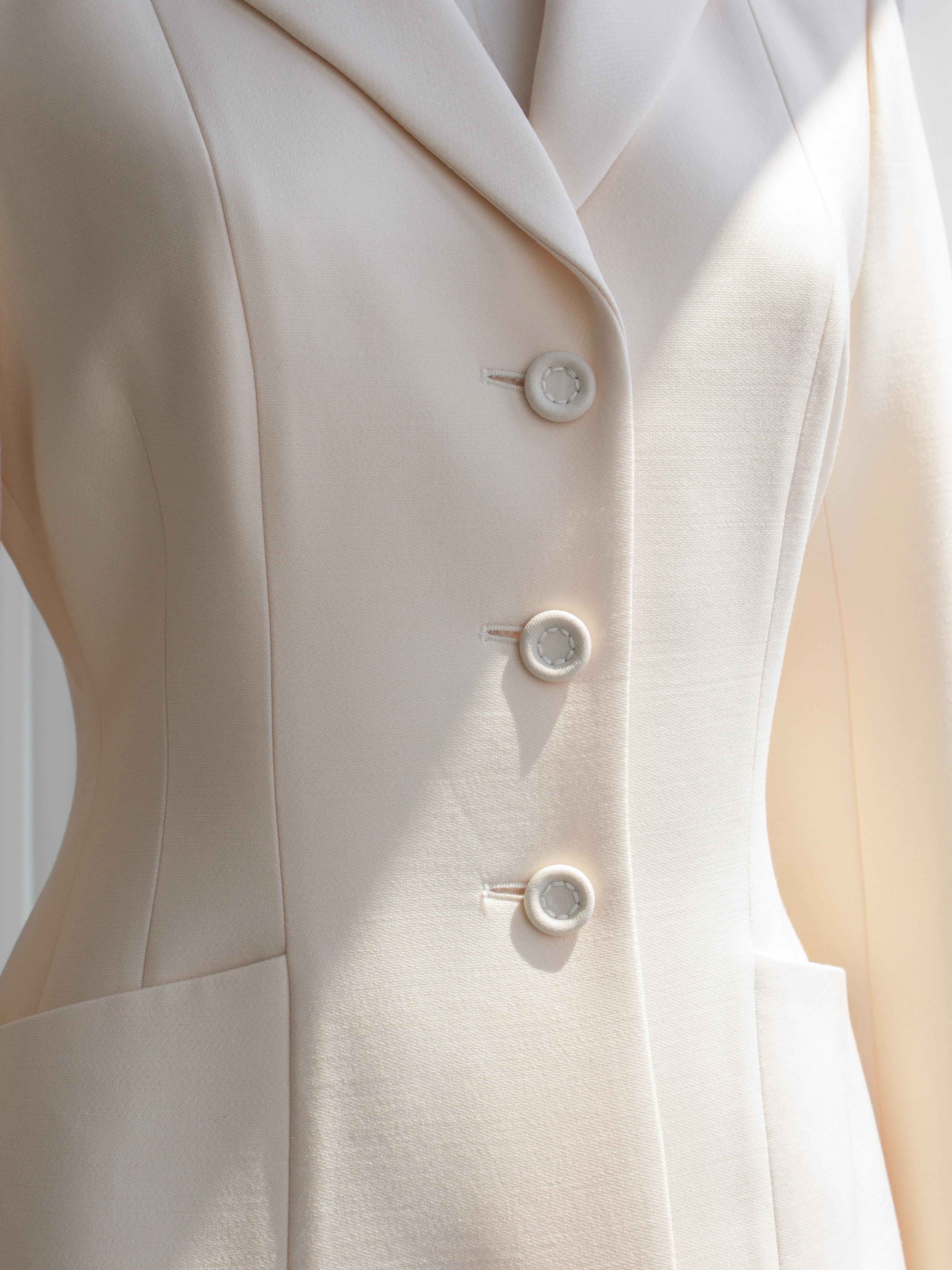 Dior 30 Montaigne Bar Jacke Off-White Ecru Plumetis Tulle Rock Set FR38 Damen im Angebot