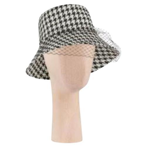 Dior 30 Montaigne Large Brim Bucket Hat with Veil - Size 57 For Sale