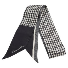 Dior 30 Montaigne Mitzah Scarf Black and White