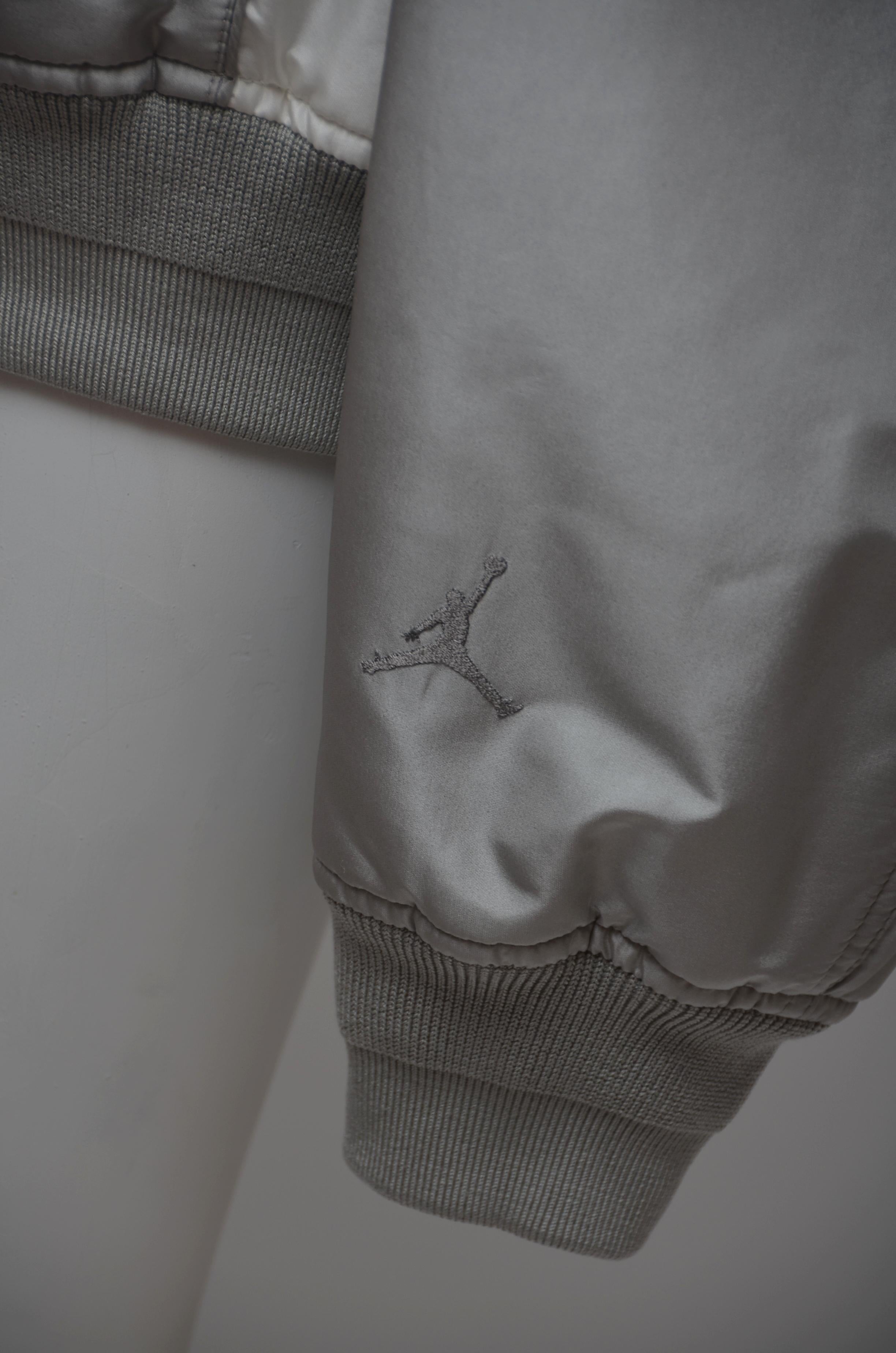 Dior Air  Chaqueta bomber de seda gris plateada talla 50  Nuevo con etiquetas 100% auténtico Plata