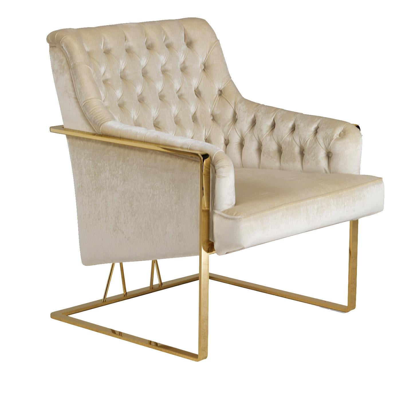A unique combination of comfort and elegant design, this armchair will create a sophisticated ambiance in both a Classic and a contemporary home. As accent chair in a living room or entryway, this piece will make an elegant statement. Its metal