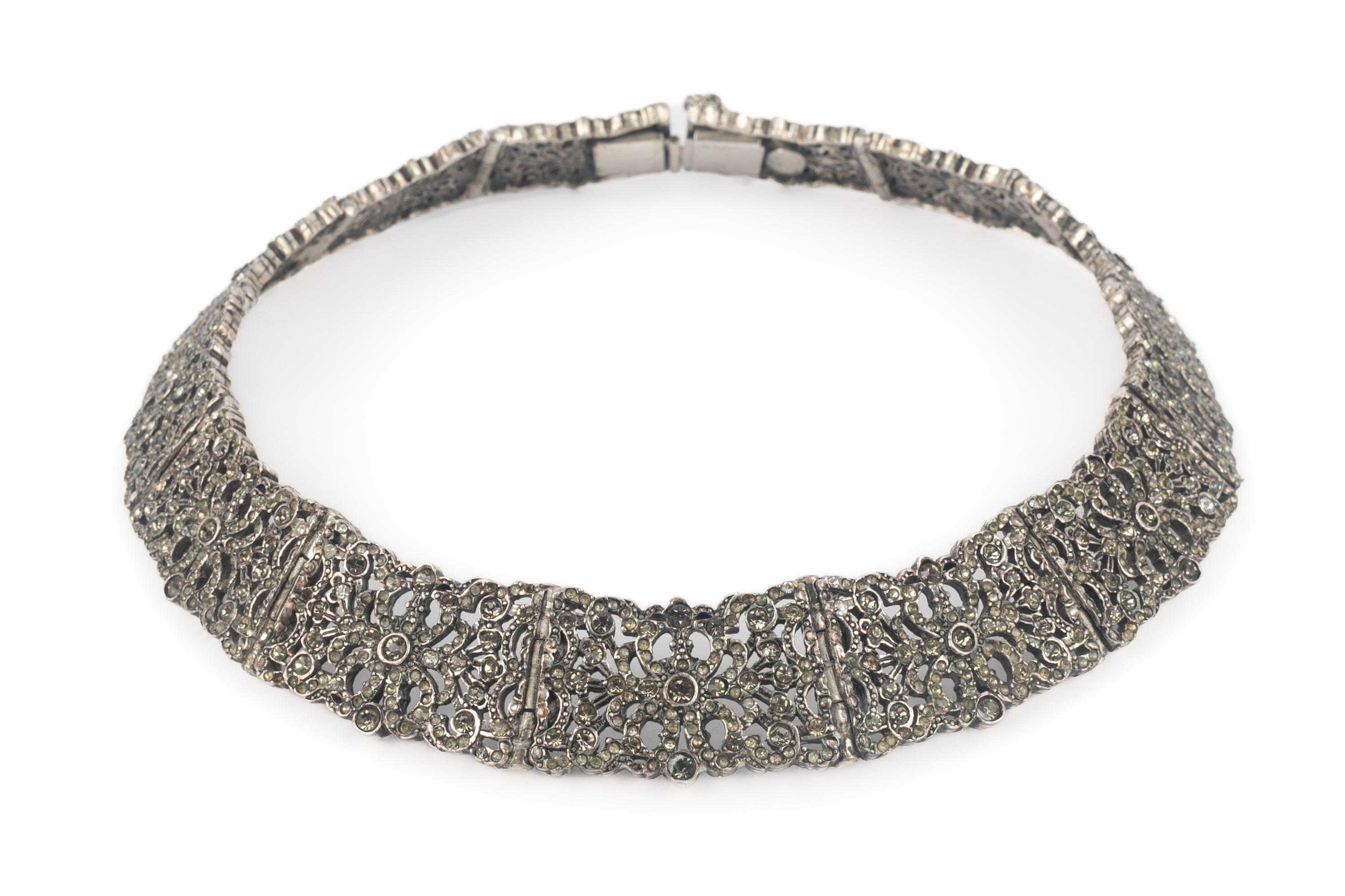 Donna Dior articulated necklace in vendita