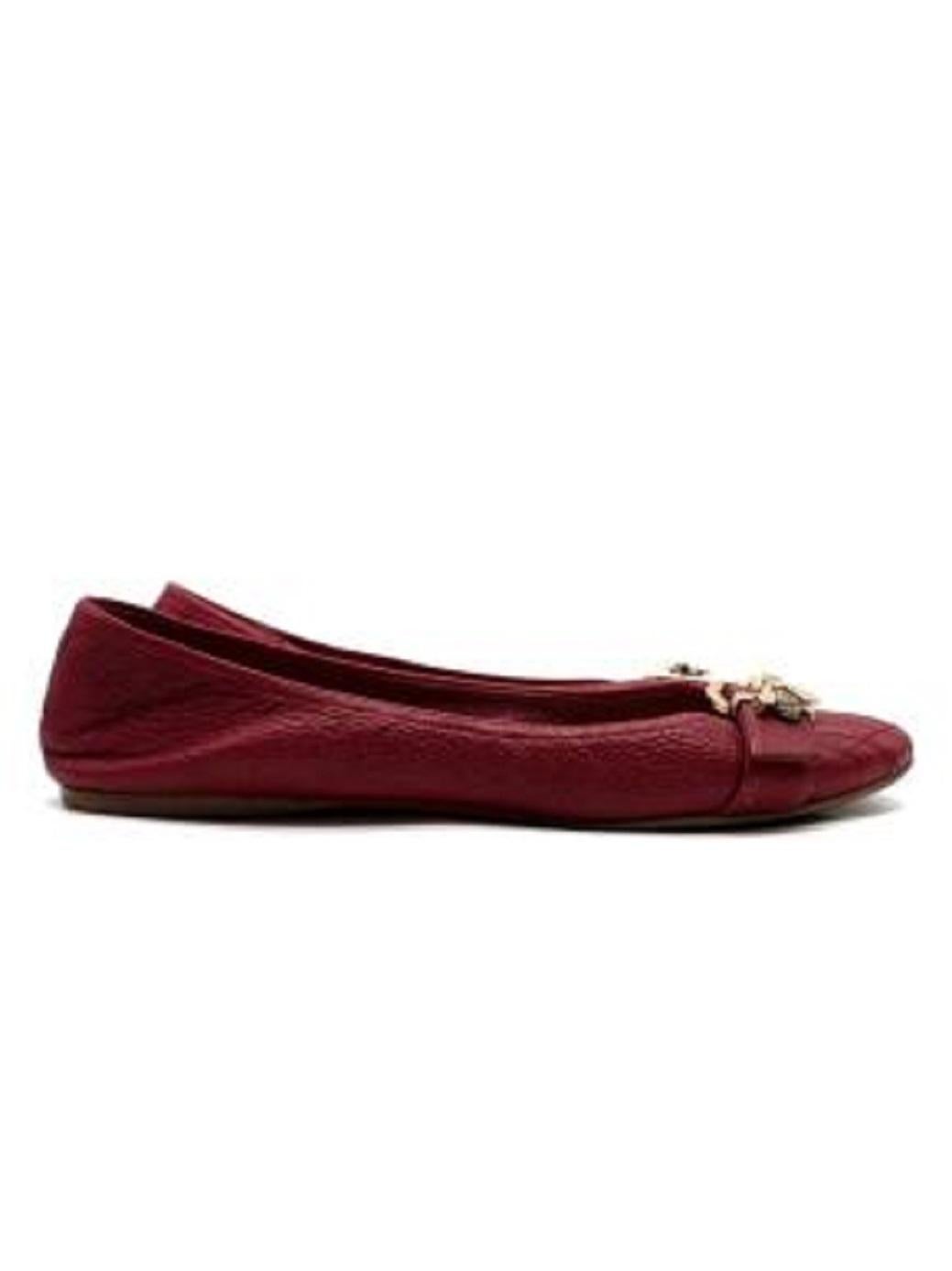 Dior Bee Embellished Red Leather Ballerinas In Good Condition For Sale In London, GB