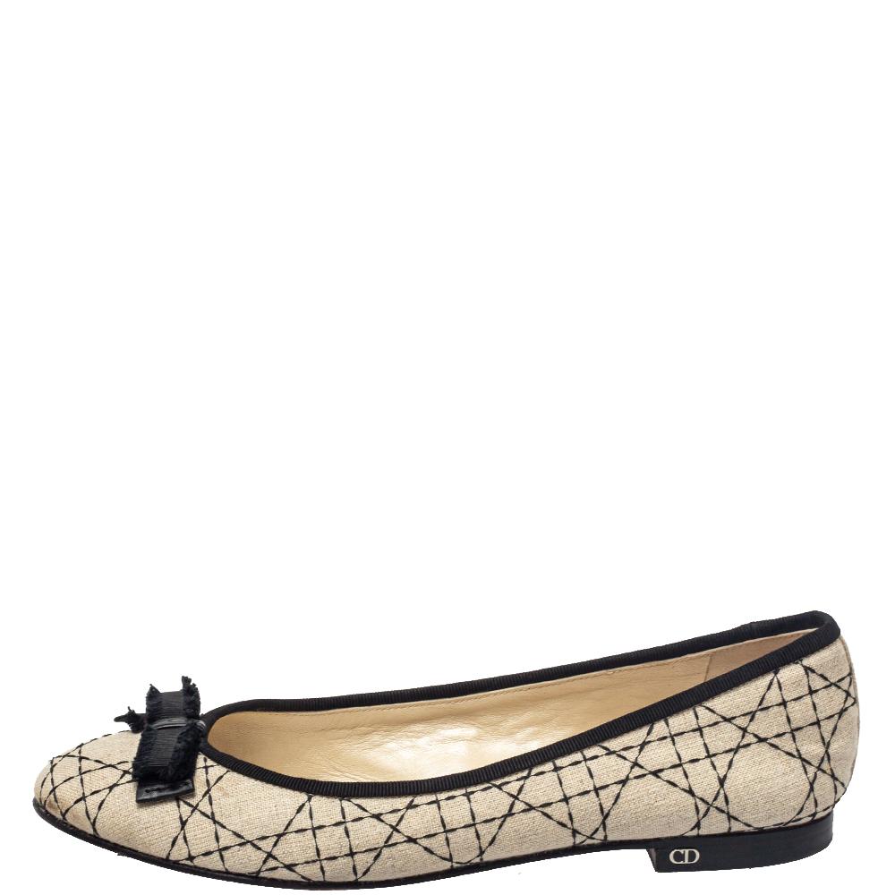 beige and black flats
