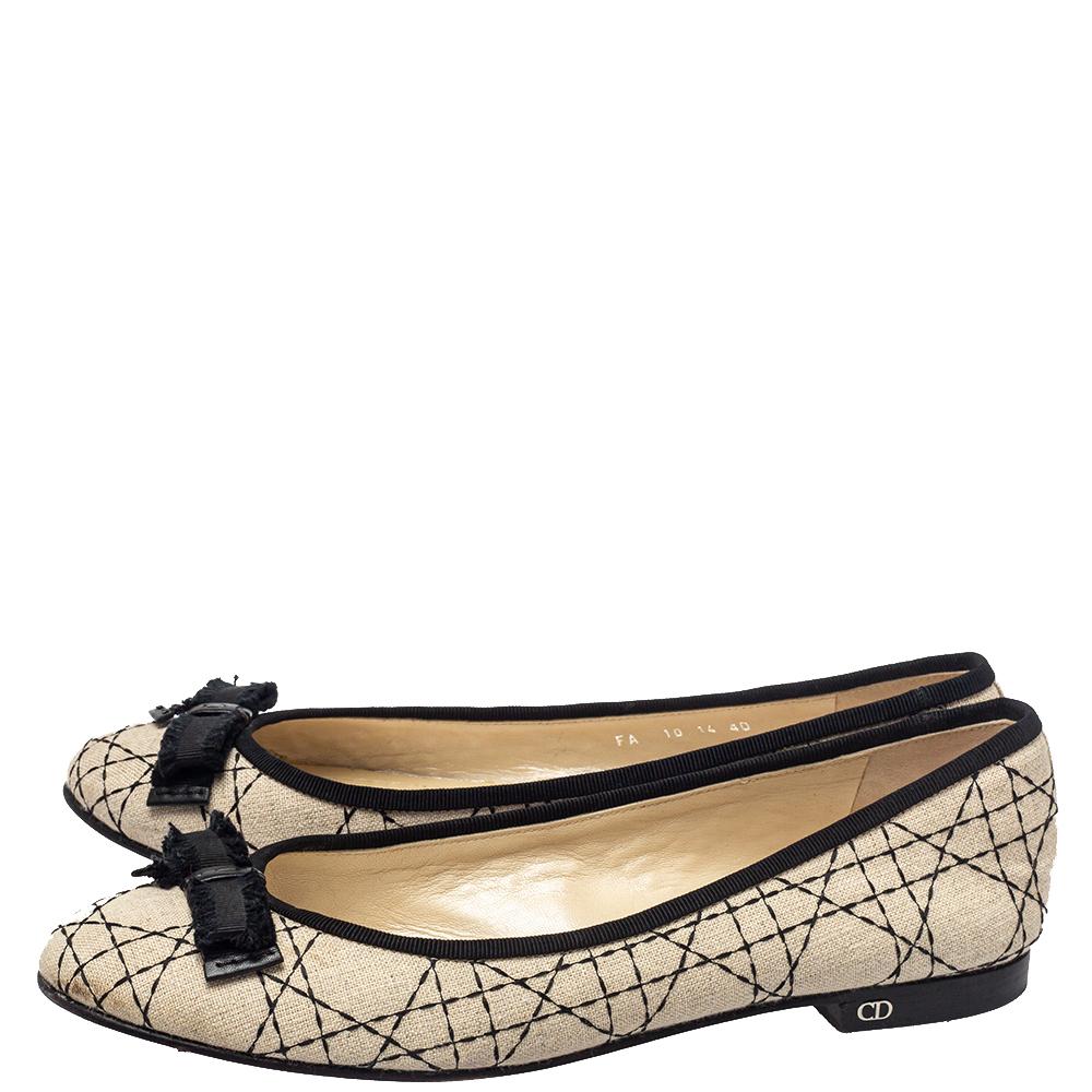 Women's Dior Beige/Black Fabric Ballet Flats Size 40