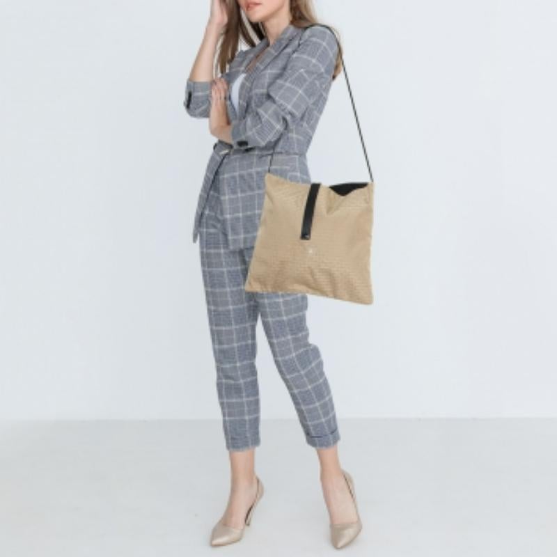 Gray Dior Beige/Black Oblique Canvas and Mesh Shoulder Bag For Sale