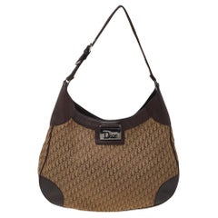 Dior Beige/Braun Diorissimo Segeltuch und Leder Schrägschnitt Hobo