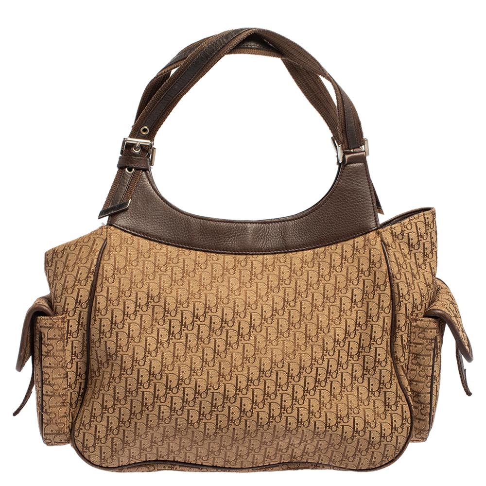 Dior Beige/Brown Diorissimo Canvas Multi Pocket Shoulder Bag In Good Condition In Dubai, Al Qouz 2