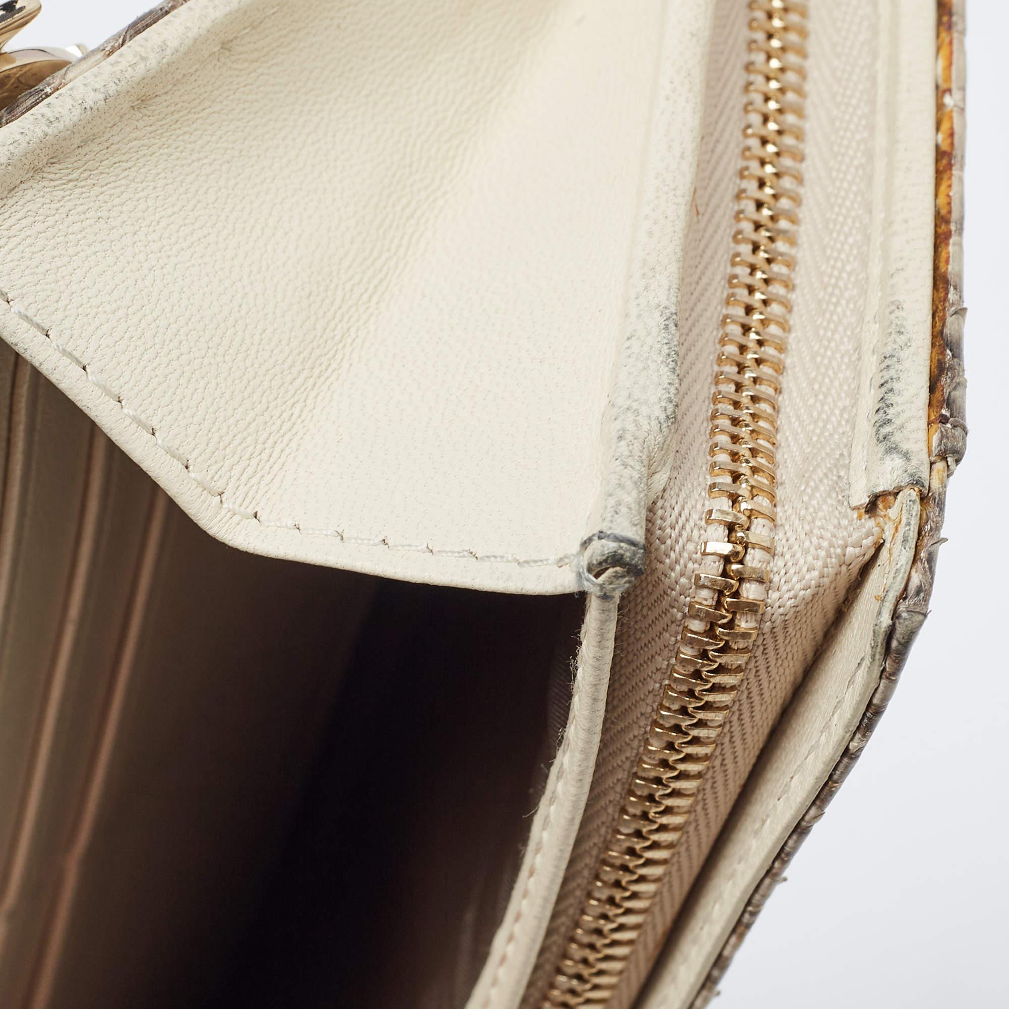 Portefeuille Lady Dior en cuir et python beige/brun sur chaîne en vente 4