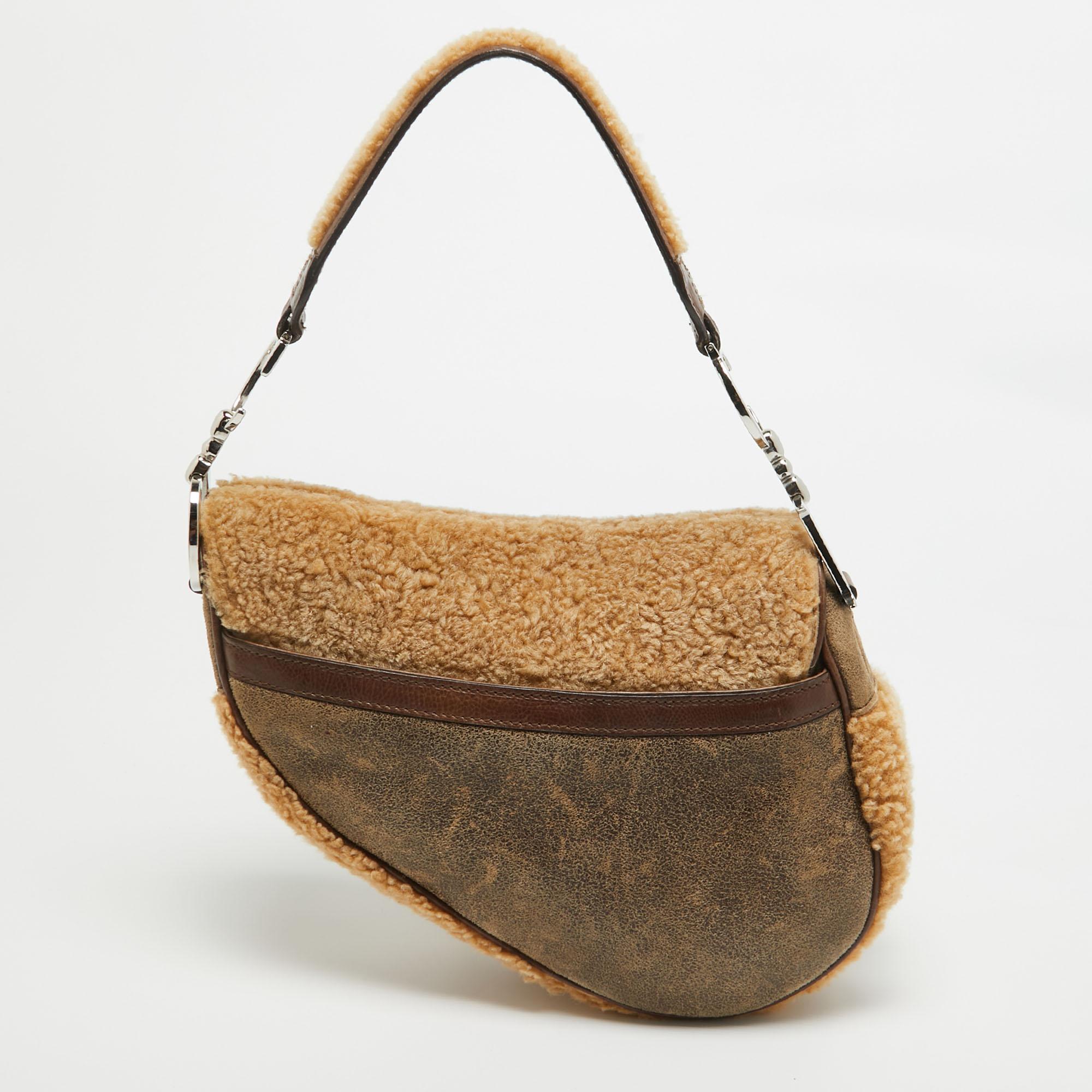 Women's Dior Beige/Brown Shearling and Leather Saddle Bag For Sale