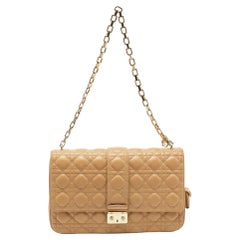 Dior - Grand sac à bandoulière Miss Dior en cuir cannage beige