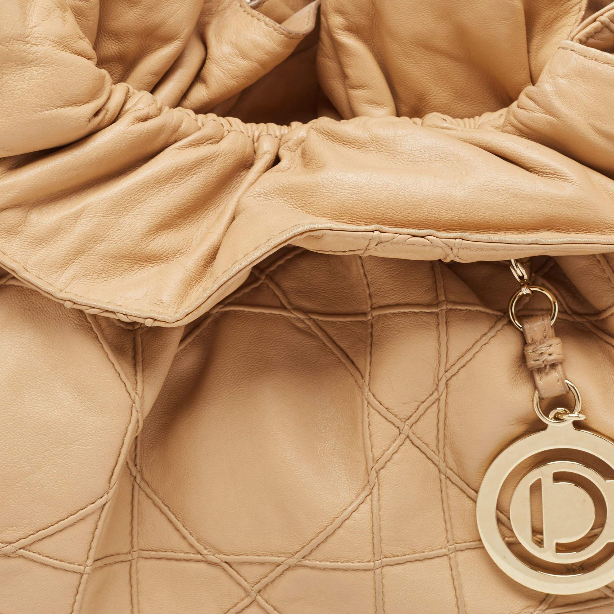 Dior Beige Cannage Leather Le Trente Shoulder Bag For Sale 11