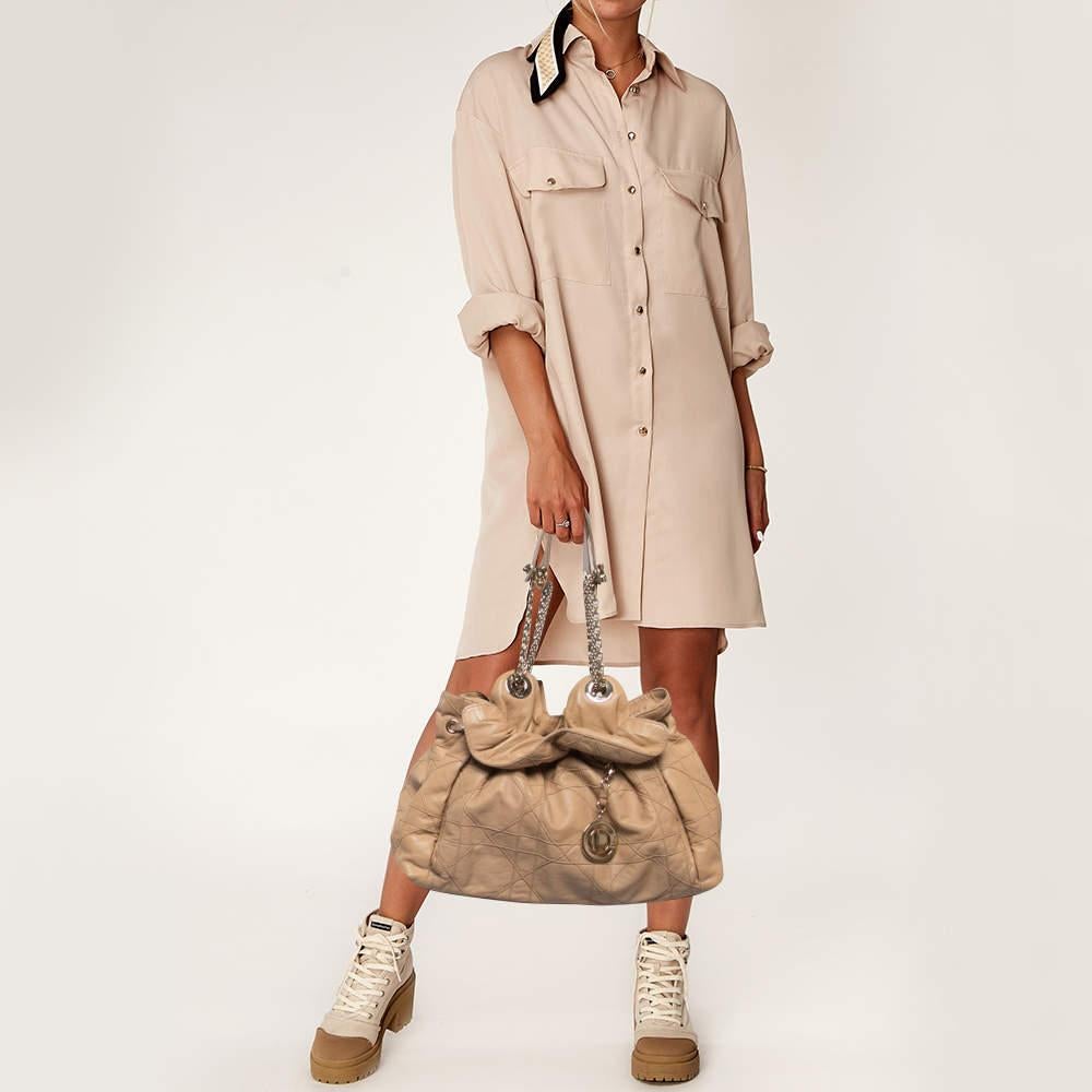 Dior Beige Cannage Leather Le Trente Shoulder Bag In Fair Condition For Sale In Dubai, Al Qouz 2