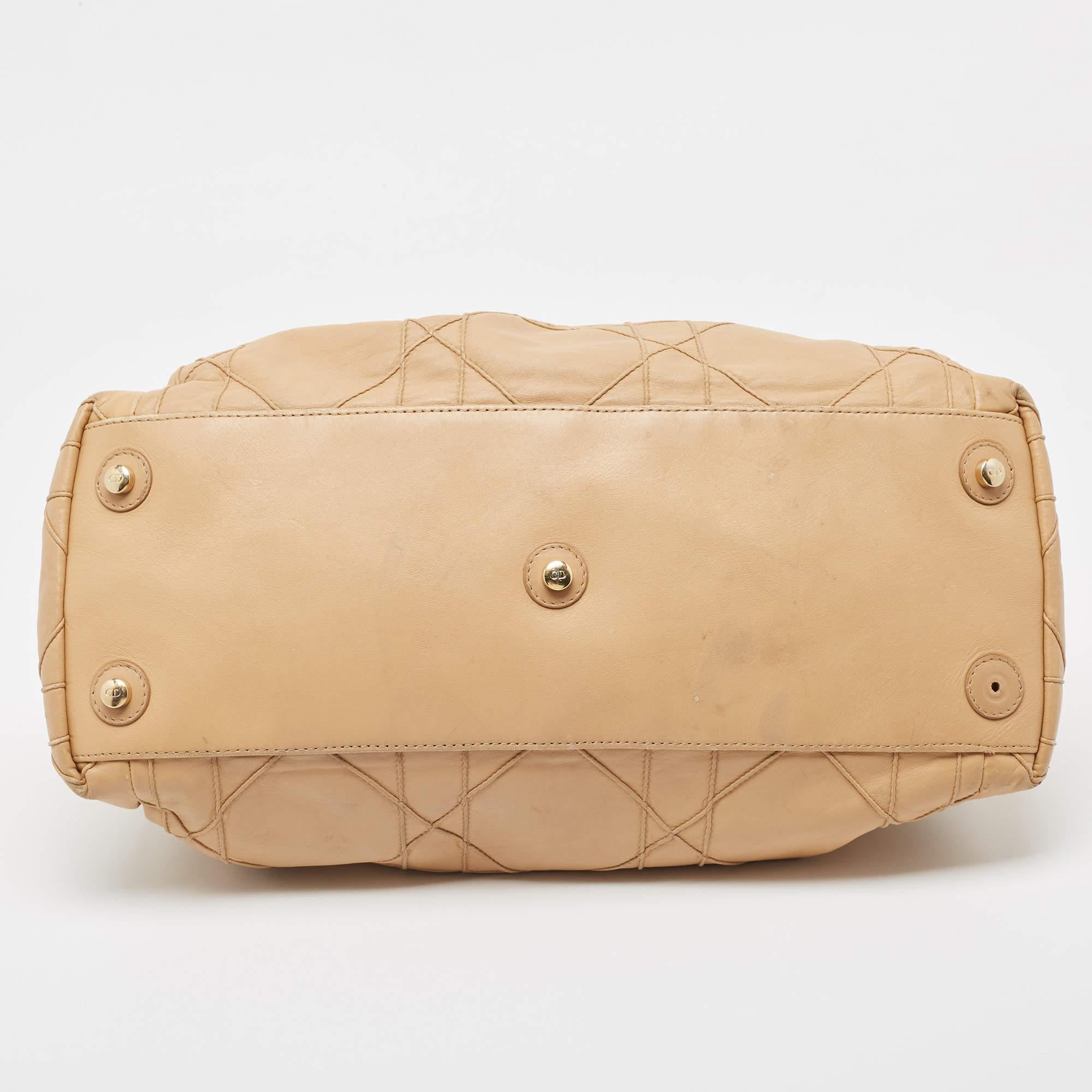 Dior Beige Cannage Leather Le Trente Shoulder Bag For Sale 1