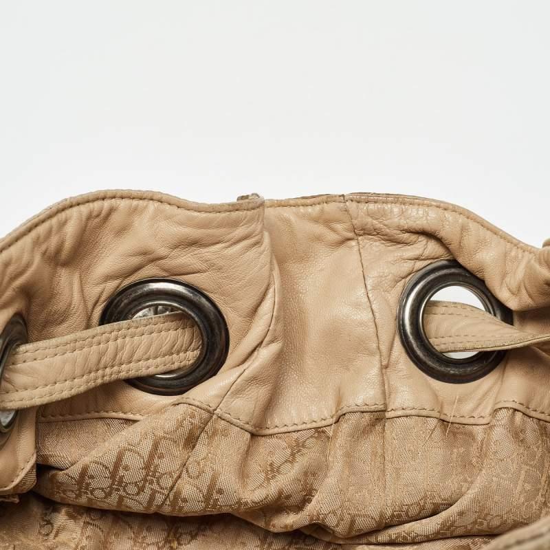 Dior Beige Cannage Nylon and Leather Drawstring Bag For Sale 2