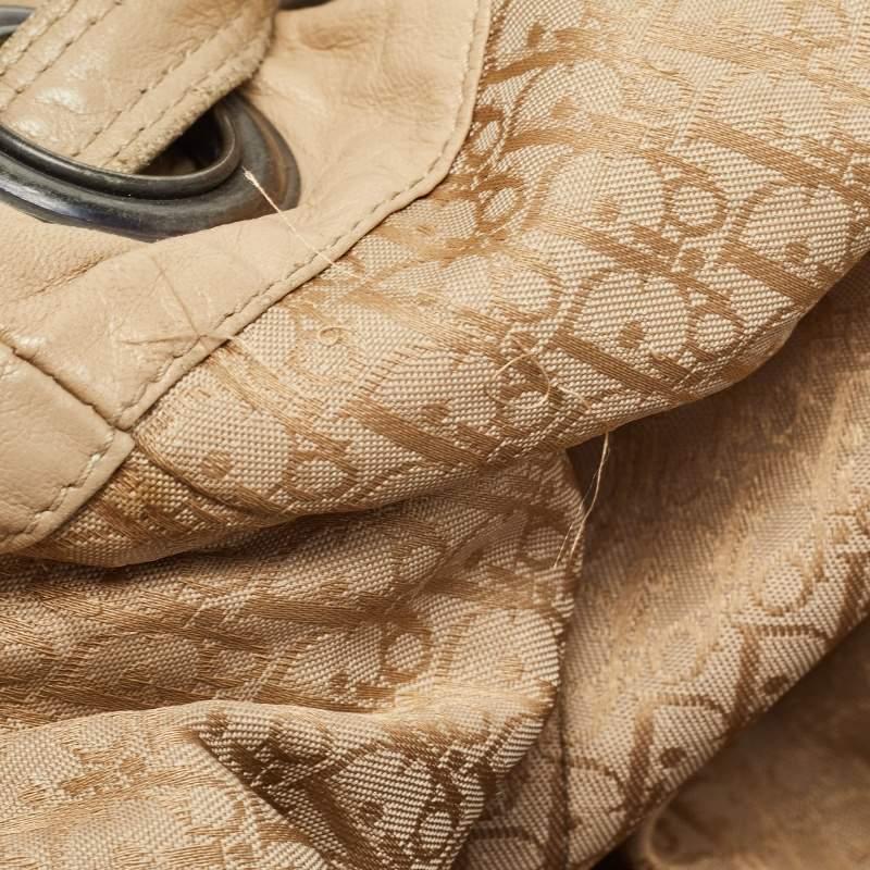 Dior Beige Cannage Nylon and Leather Drawstring Bag For Sale 3