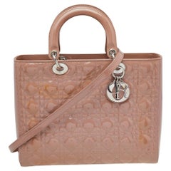 Dior - Grand sac cabas Lady Dior en cuir verni beige cannage