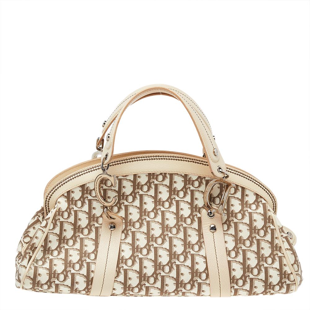 floral embroidered handbag