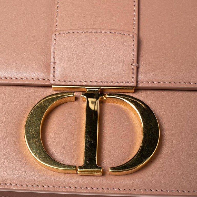 Dior - Small 30 Montaigne Avenue Bag Powder Beige Box Calfskin - Women