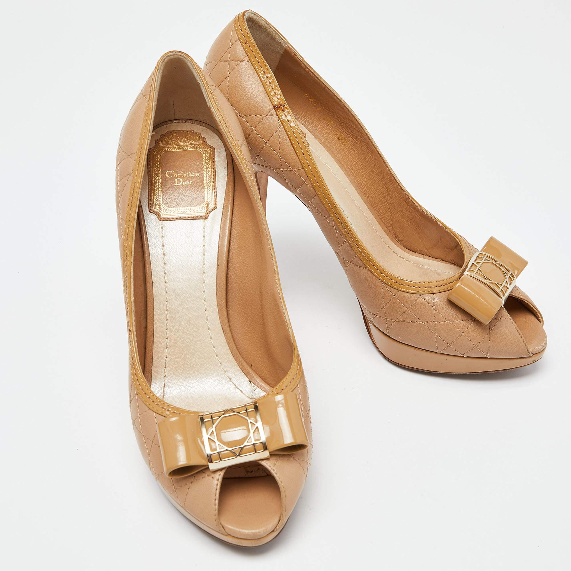 Women's Dior Beige leather and Patent  Peep Toe Pumps Size 38.5 For Sale