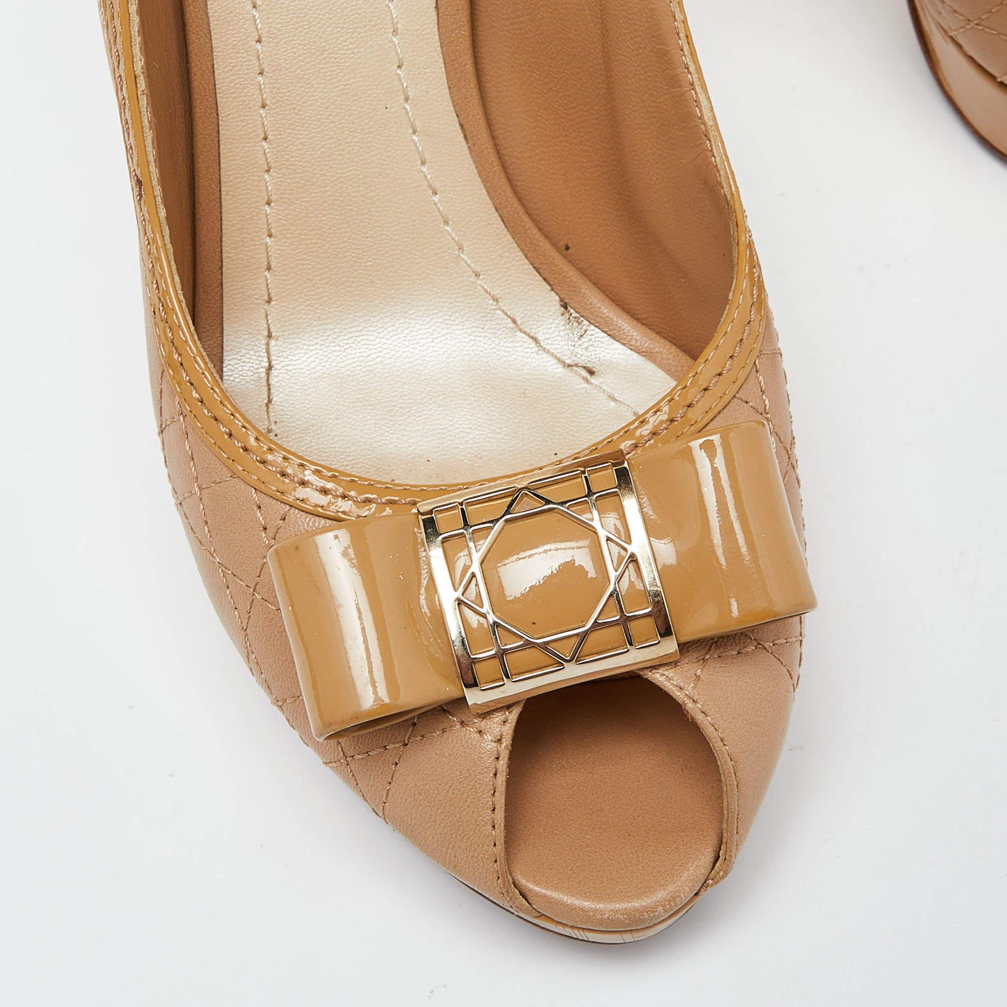 Dior Beige leather and Patent  Peep Toe Pumps Size 38.5 For Sale 3