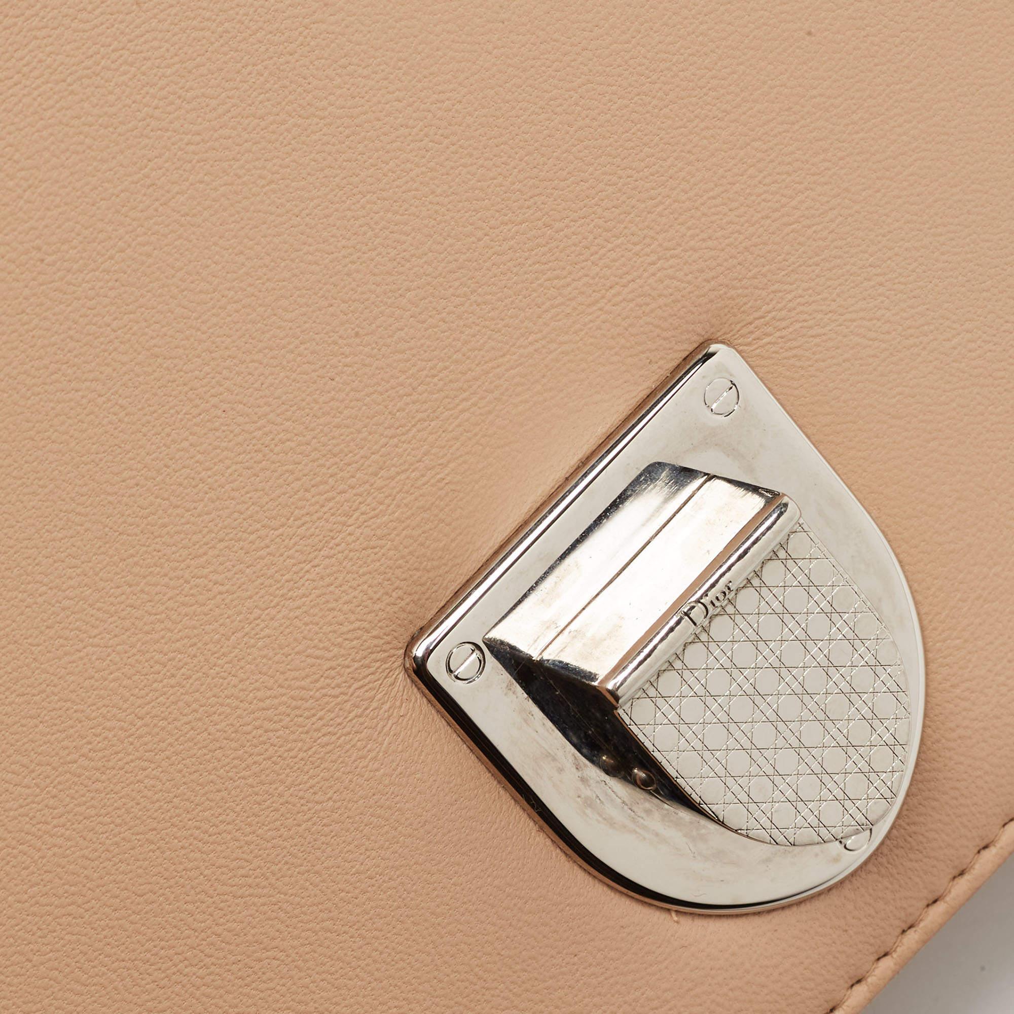 Dior Beige Leather Medium Diorama Flap Shoulder Bag For Sale 6