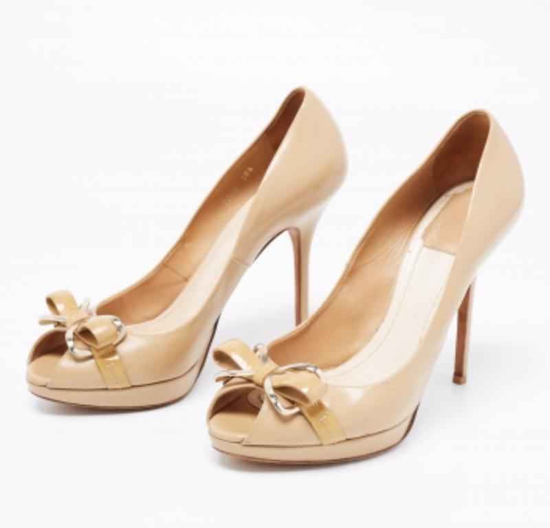 Dior Beige Leder Peep-Toe Plateau Pumps Größe 38,5 im Angebot 4