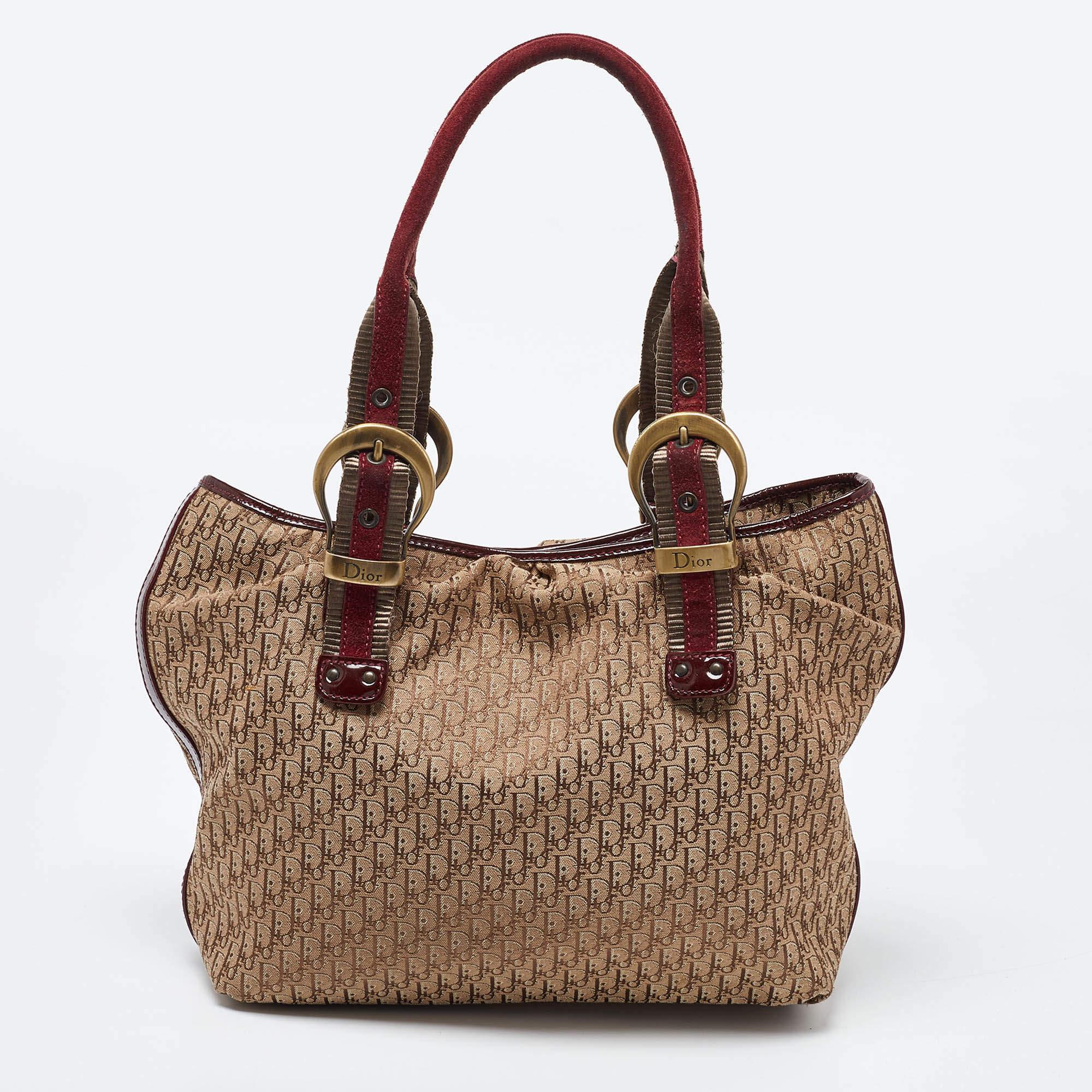 Dior Beige/Maroon Oblique Canvas Suede and Patent Leather Tote In Fair Condition In Dubai, Al Qouz 2
