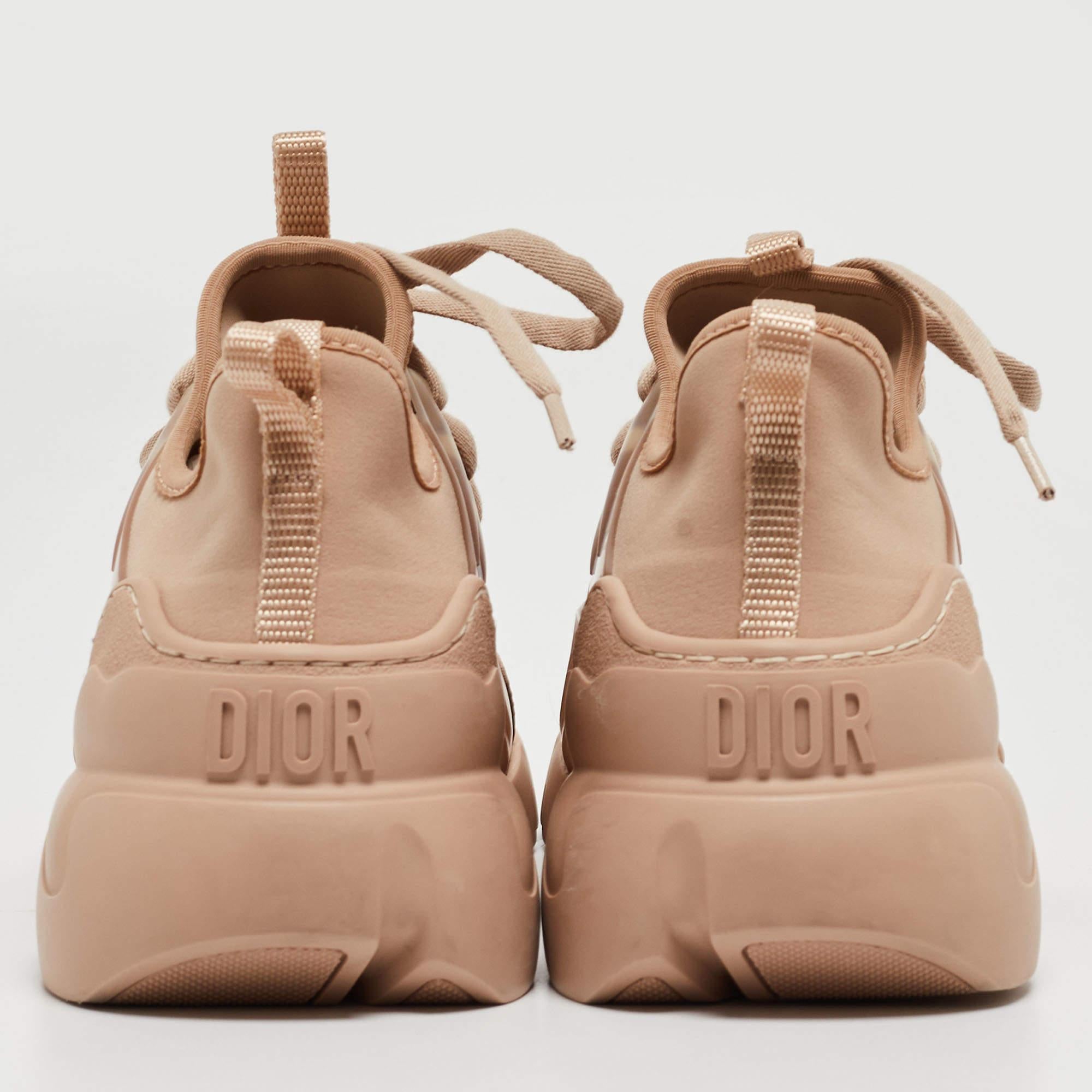 Step into fashion-forward luxury with these Dior sneakers. These premium kicks offer a harmonious blend of style and comfort, perfect for those who demand sophistication in every step.

Includes: Original Dustbag, Original Box, Extra Laces

