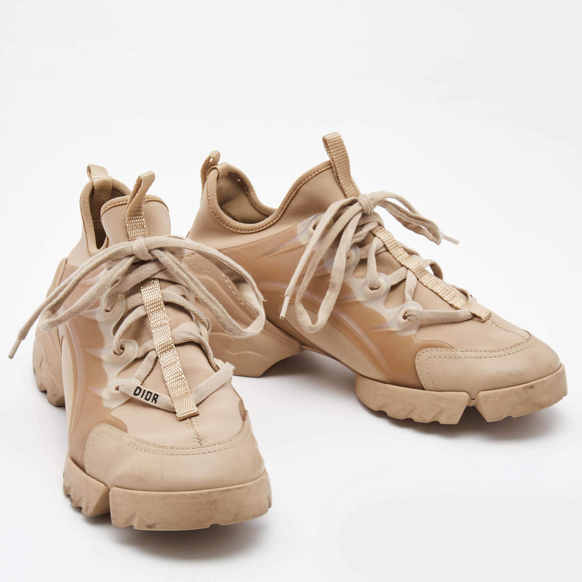 Dior Beige Nylon and Leather D-Connect Lace Up Sneakers Size 37.5 In Fair Condition For Sale In Dubai, Al Qouz 2