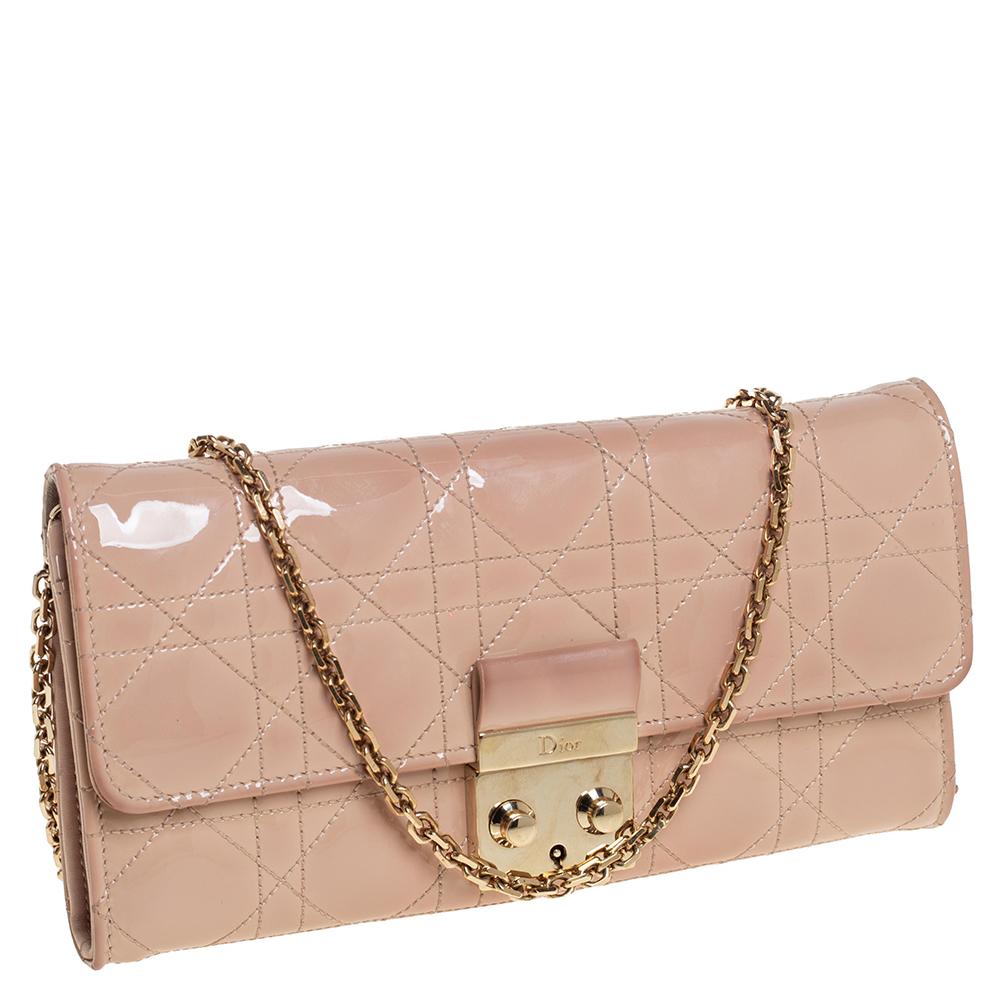 Dior Beige Patent Cannage Leather Miss Dior Wallet On Chain In Good Condition In Dubai, Al Qouz 2