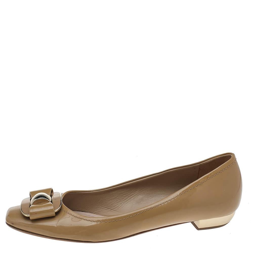 Dior Beige Patent Leather Ballet Flats Size 40 For Sale 1