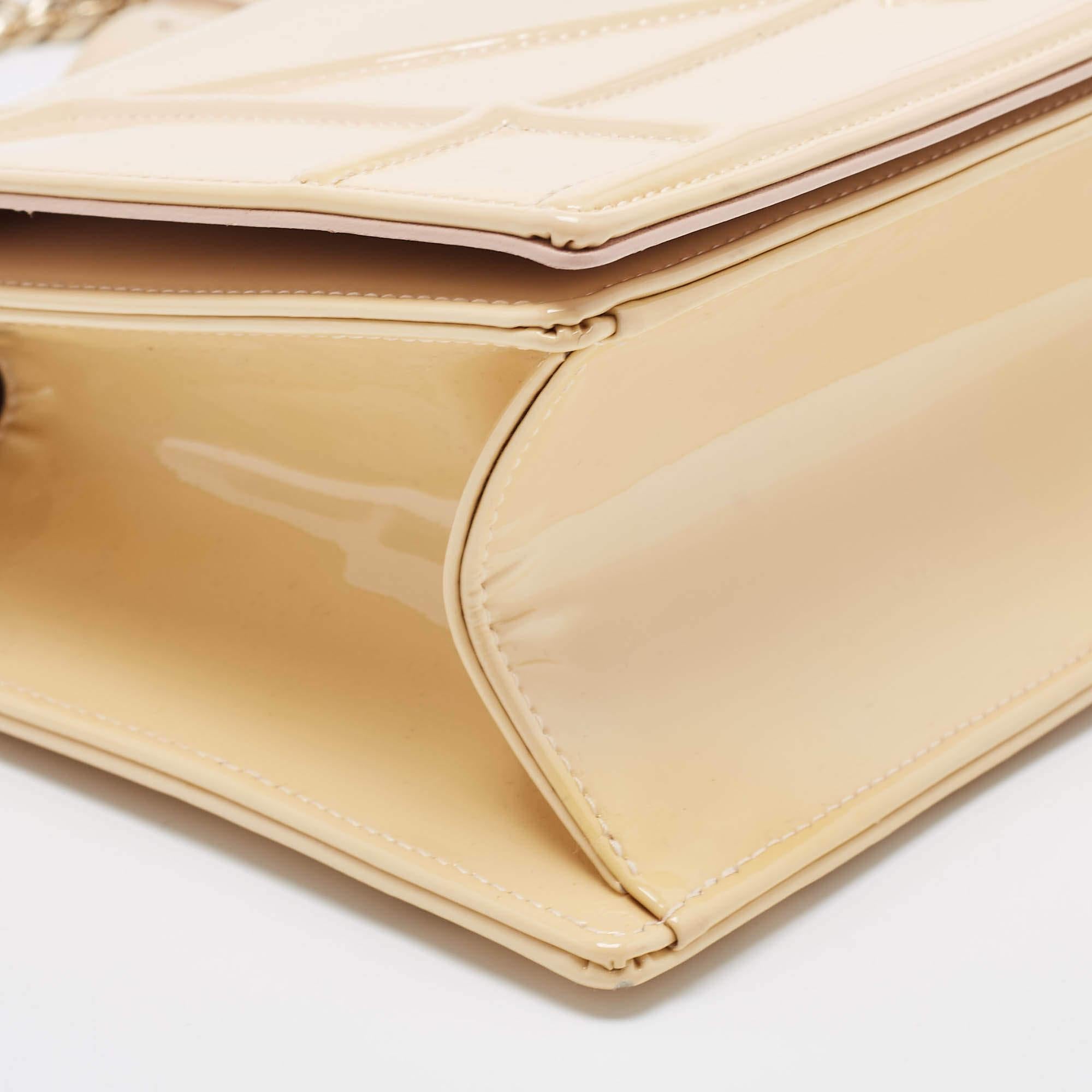 Dior Beige Patent Leather Medium Diorama Shoulder Bag For Sale 8