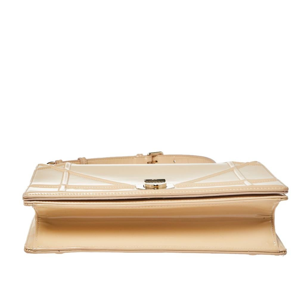 Women's Dior Beige Patent Leather Medium Diorama Shoulder Bag