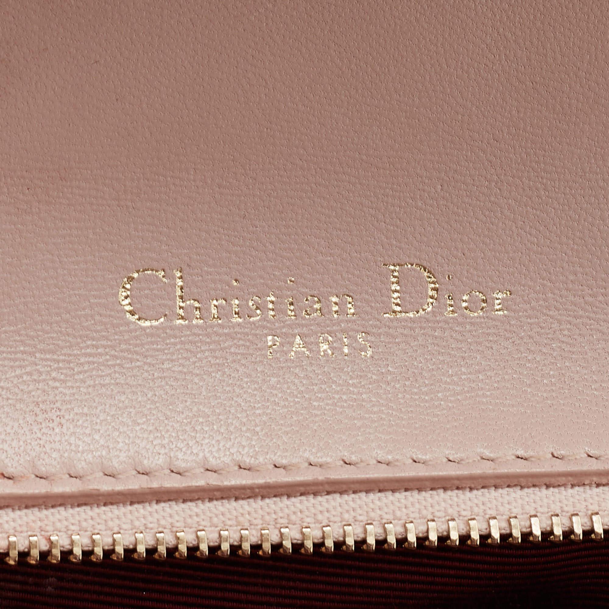 Dior Beige Patent Leather Medium Diorama Shoulder Bag For Sale 1