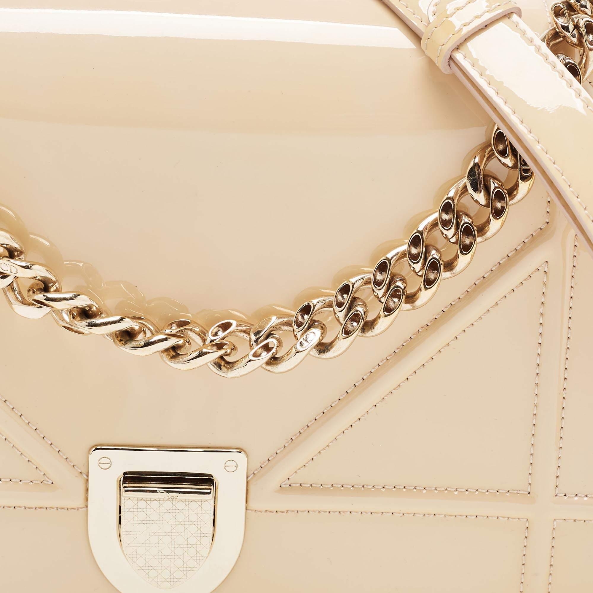 Dior Beige Patent Leather Medium Diorama Shoulder Bag For Sale 5